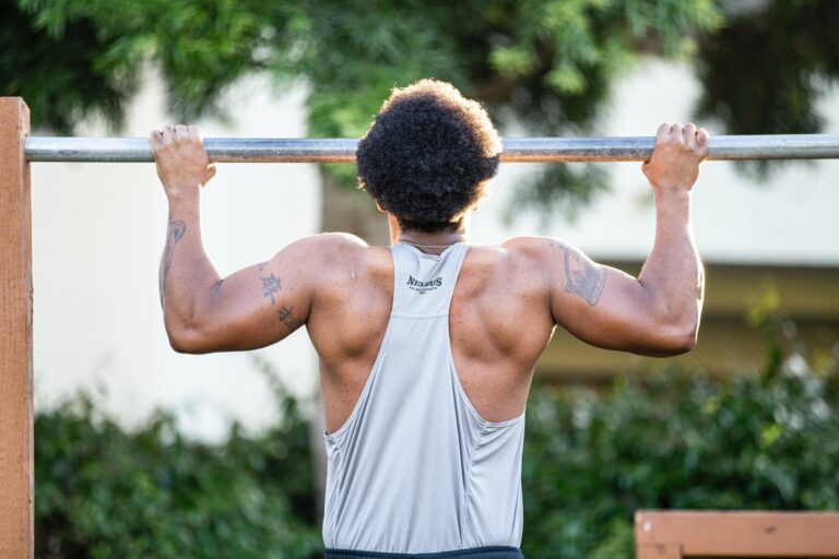 The 5 Best Pull-up Choices (How to Do Pull-ups Without a Bar)